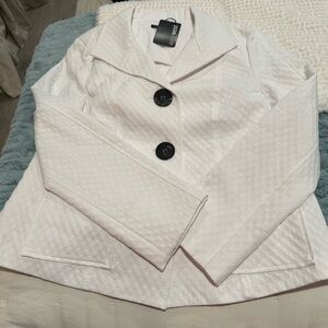 600 West White Jacket NWT Size 10